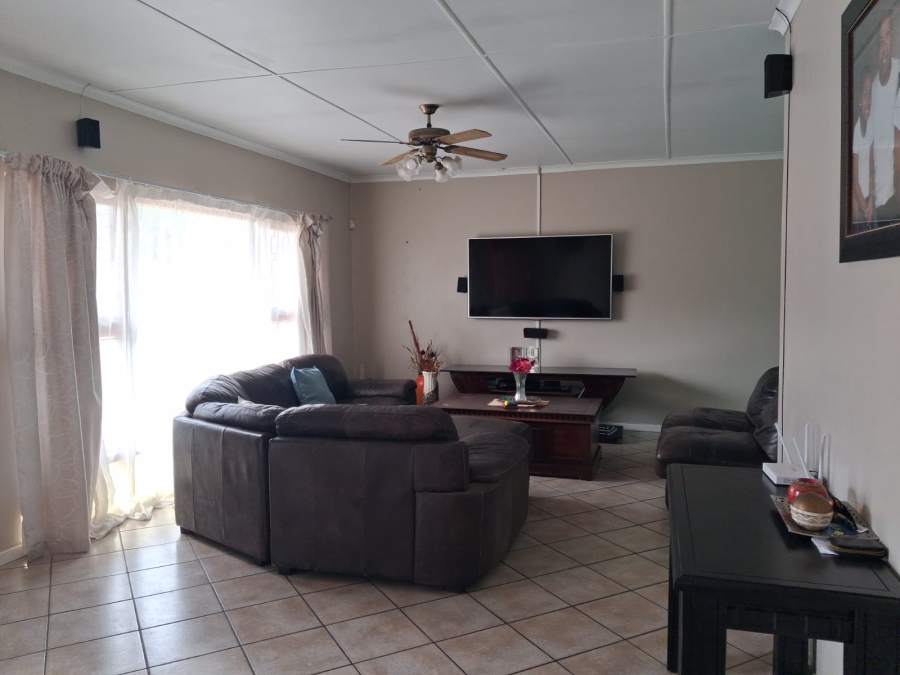 To Let 3 Bedroom Property for Rent in Gonubie Eastern Cape